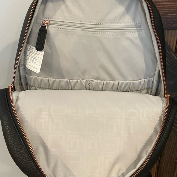 Jujube Ever Backpack - Picture 3 of 7